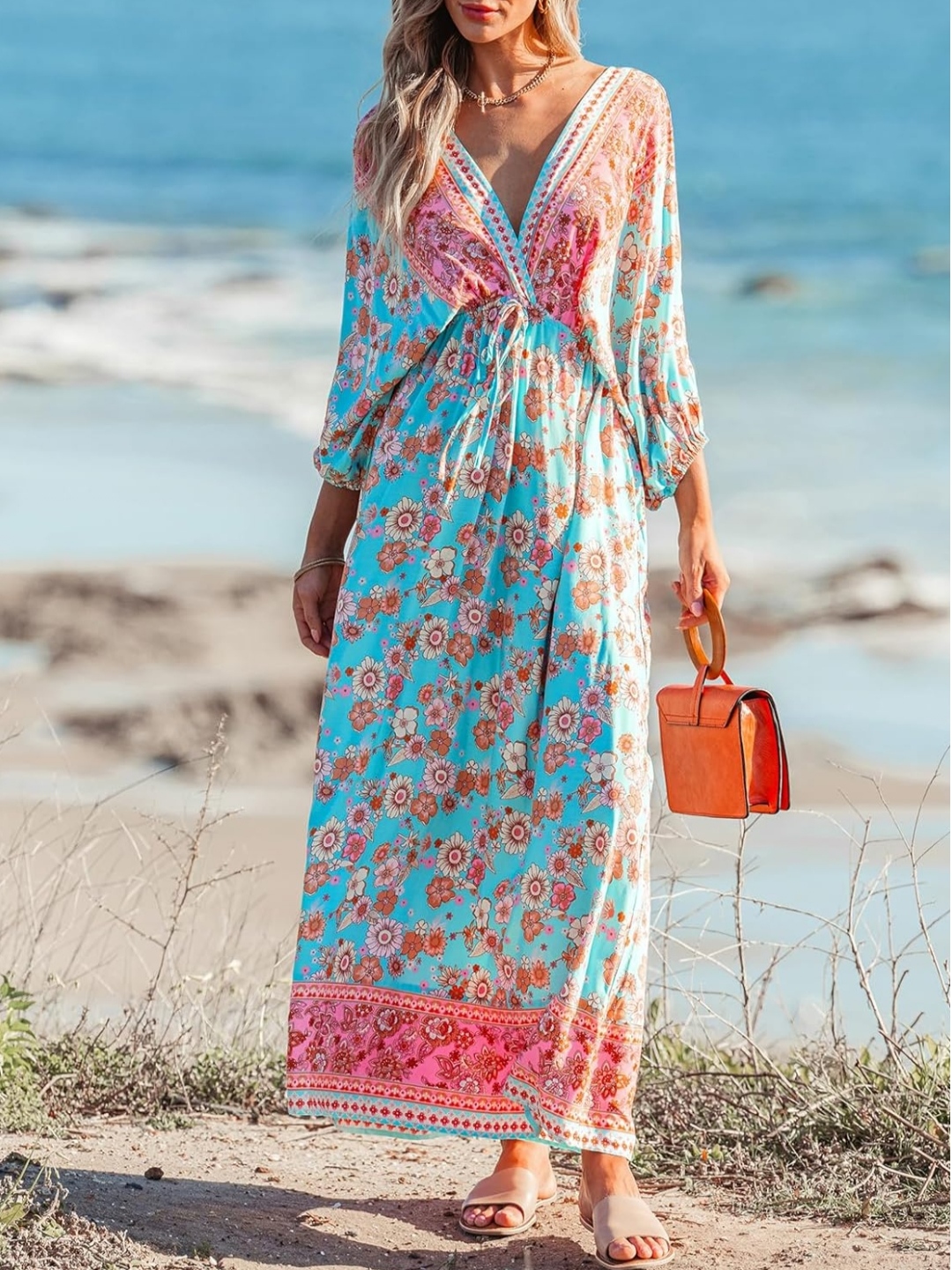 ساحلی زنانه 