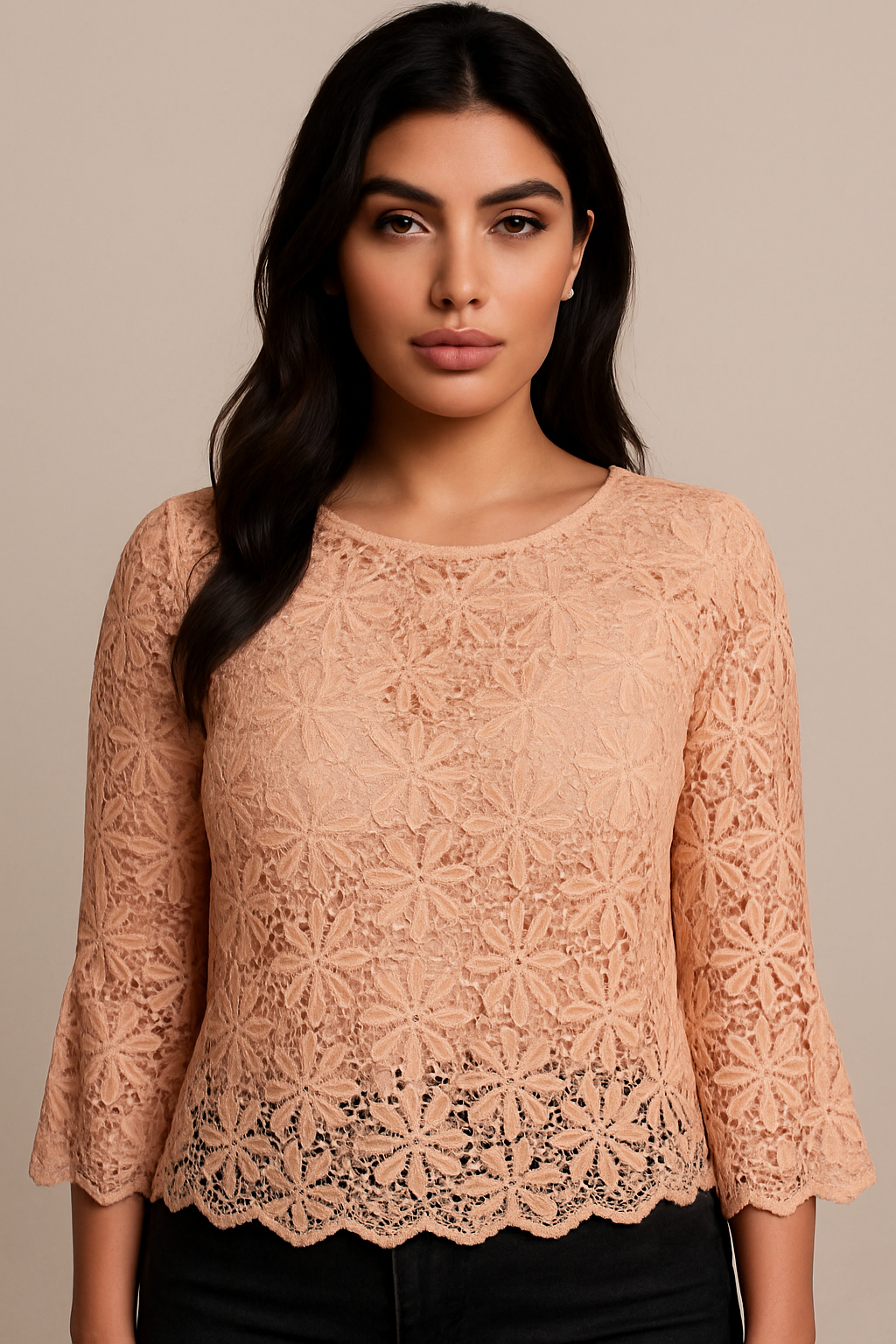 شومیز مجلسی زیبا کاملا اورجینال و وارداتی  از برند معتبر اتمسفر ✨کاملا خاص و شیک تک رنگ و تک سایز.