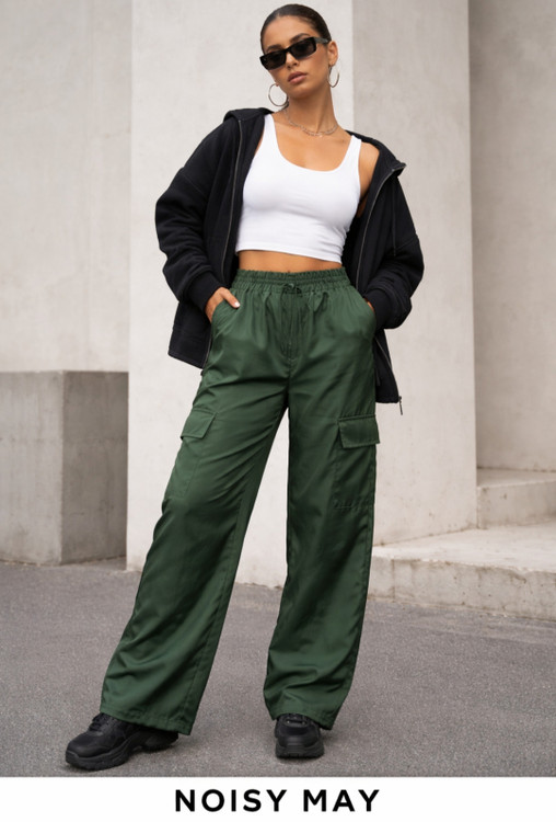 شلوار کارگو زنانه سبز ارتشی مدل بگ اسپرت مناسب استایل خیابانی