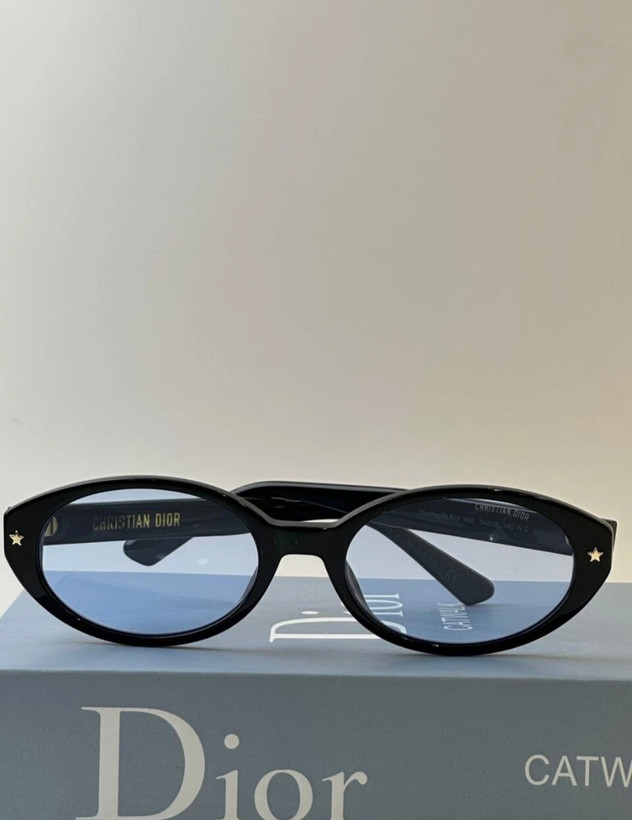 عینک آفتابی Dior Pacific B4F با فریم مشکی و عدسی هایلایت آبی